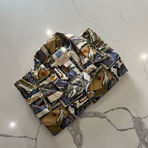 Kahala Avi Collection hawaiian shirt